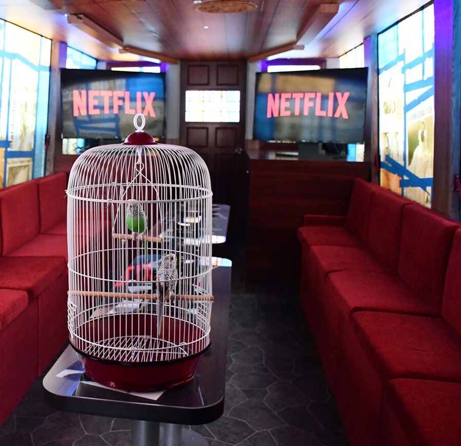 Netflix Bird Box Immersive Mobile Experience }